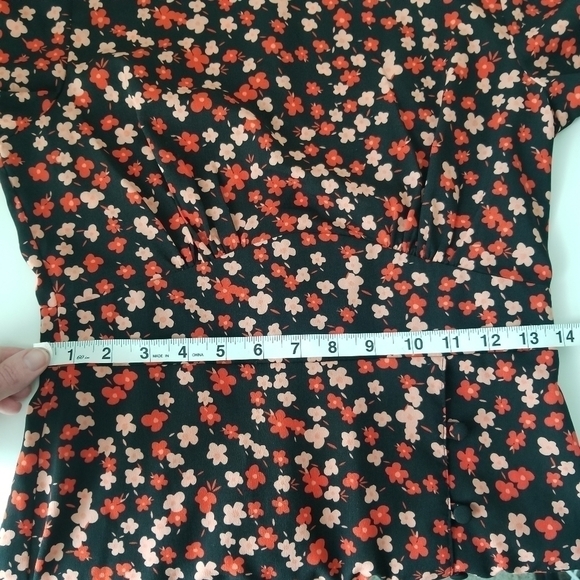 ASOS Floral Short Sleeve Midi Dress Black/ Red Size 4 - Picture 5 of 11